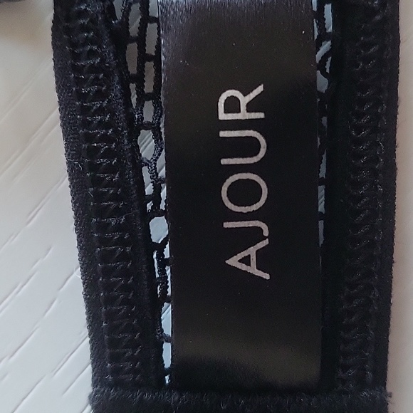 Ajour Mesg Bodysuit - Picture 4 of 5